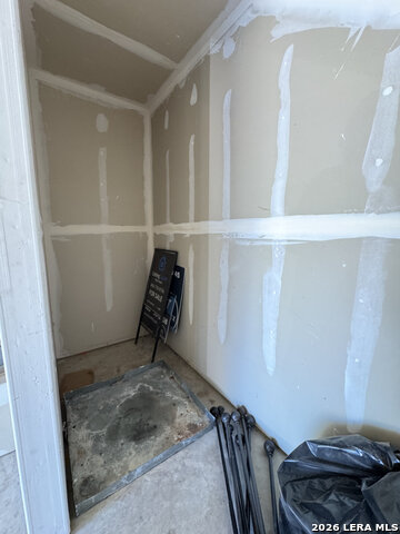 9022 Walking Crk Property Photo 44