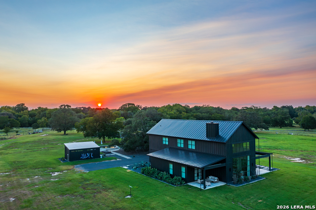 1071 Private Road 1090 Property Photo 1