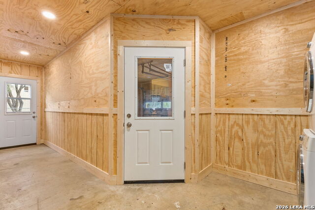 208 Brook St Property Photo 9