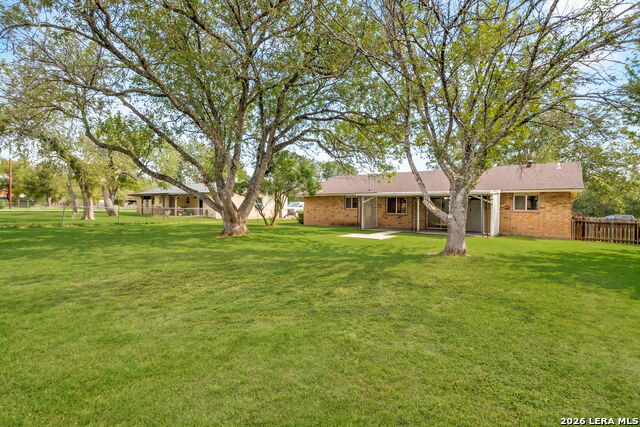 208 Brook St Property Photo 18