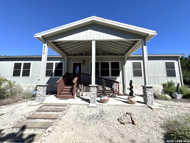 870 Spur Rd Property Photo 1