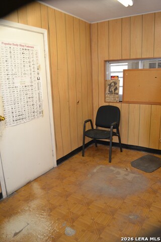 1220 Fredericksburg Rd Property Photo 5