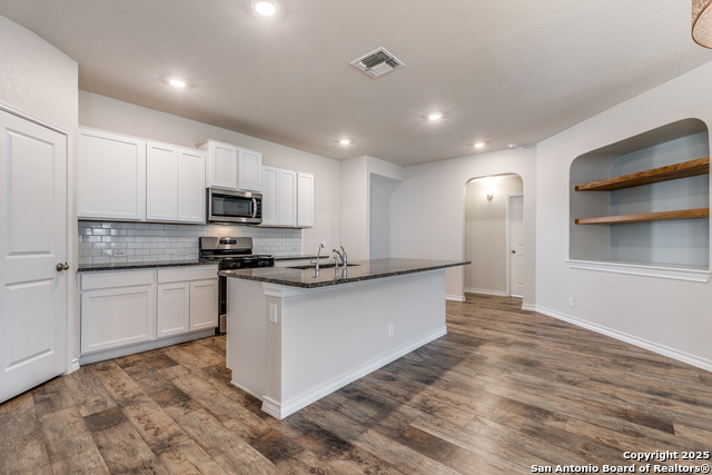 13906 Trinity Cv Property Photo 8