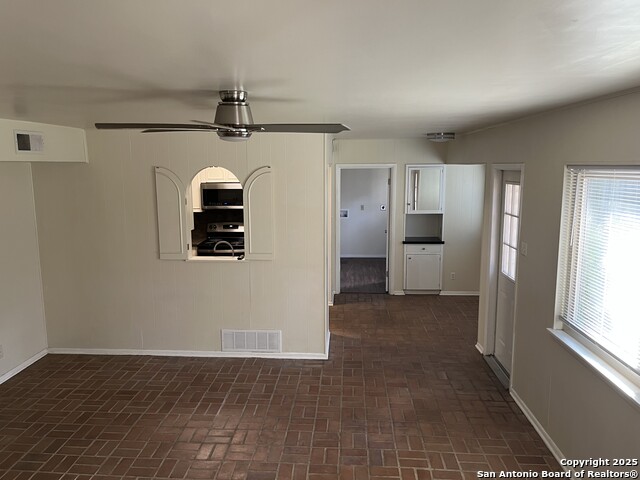 11615 Sandman Property Photo 10