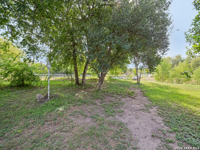 1365 Grosenbacher Rd Property Photo 8