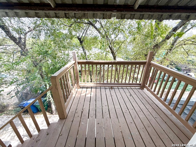 810 W Magnolia Property Photo 16