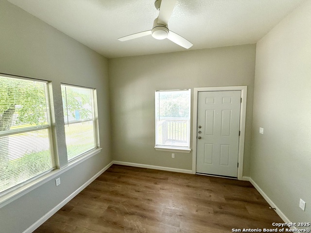 2422 W Commerce Property Photo 17