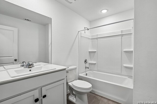 714 Wolf Crest Property Photo 12