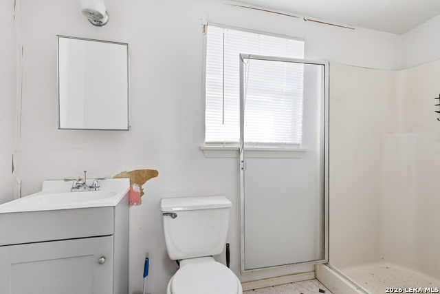 739 Bernard Property Photo 10