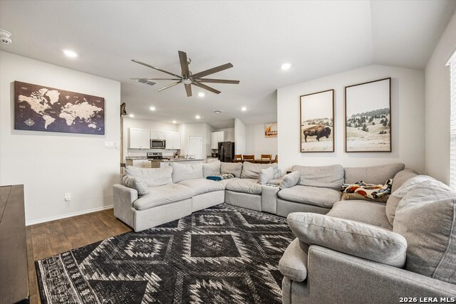 509 Chaco Loop Property Photo 5