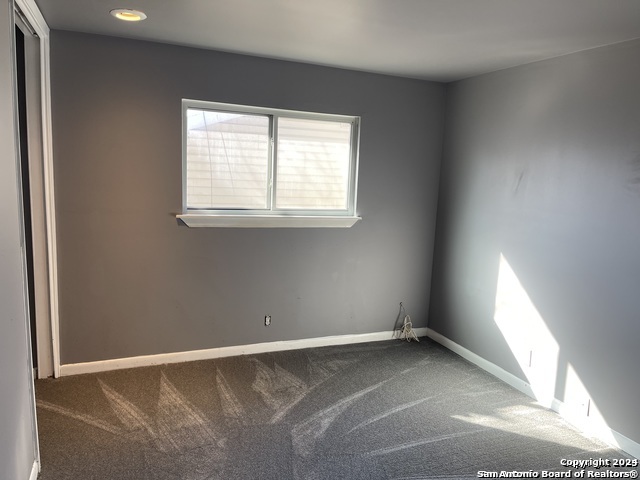 2118 Fort Sumter St Property Photo 6