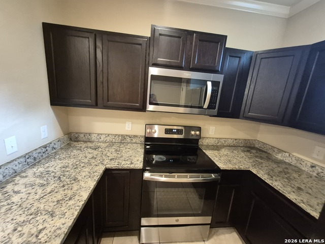6530 Marcel Way Property Photo 11
