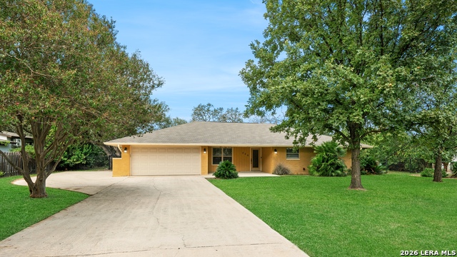 325 Meadowbrook Dr Property Photo 2