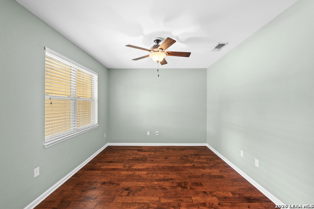 325 Meadowbrook Dr Property Photo 7