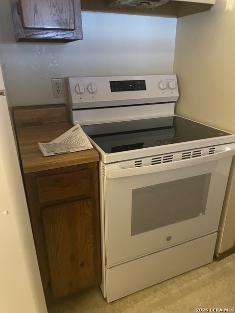 207 S Archer St Property Photo 3