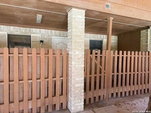 207 S Archer St Property Photo 14