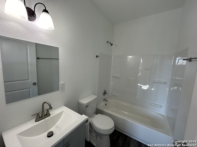 508 Freemont Property Photo 12