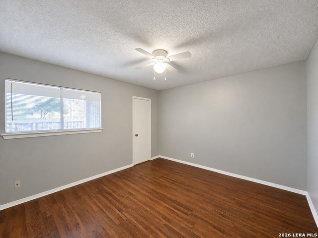 311 E San Antonio Ave Property Photo 17