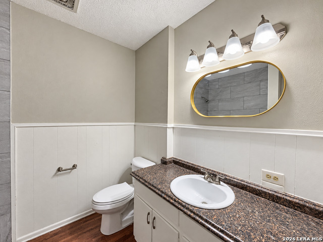 311 E San Antonio Ave Property Photo 20