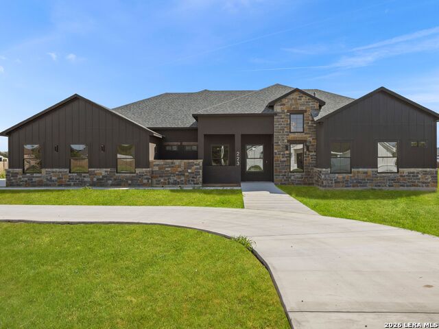 223 Double Creek Loop Property Photo 1