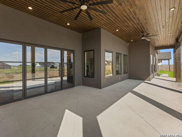 223 Double Creek Loop Property Photo 44