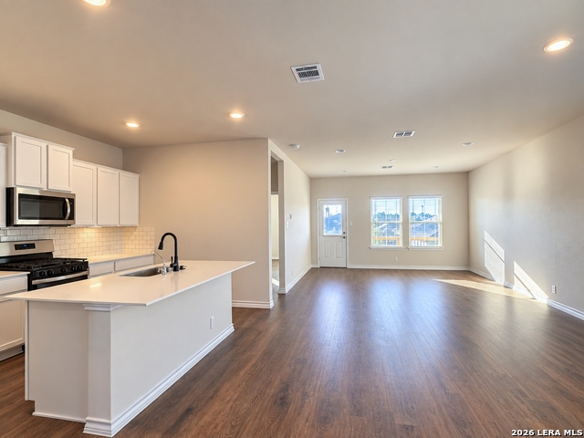 21157 Boulder Flts Property Photo 8