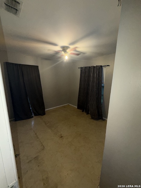 411 E Mally Property Photo 5
