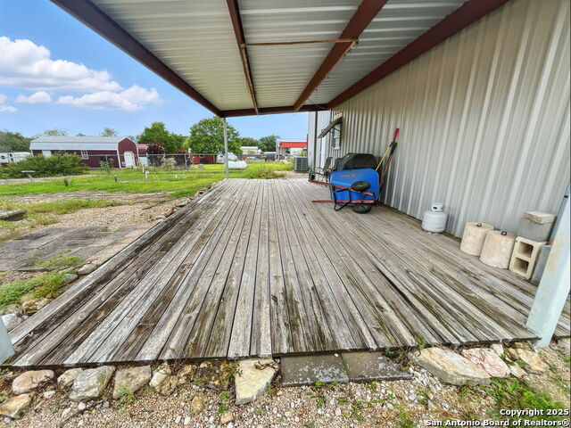 214 Star Ln Property Photo 25