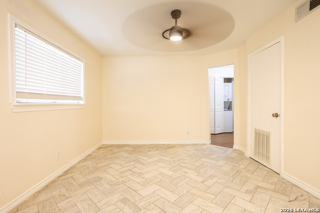 5009 San Francisco Ave Property Photo 11