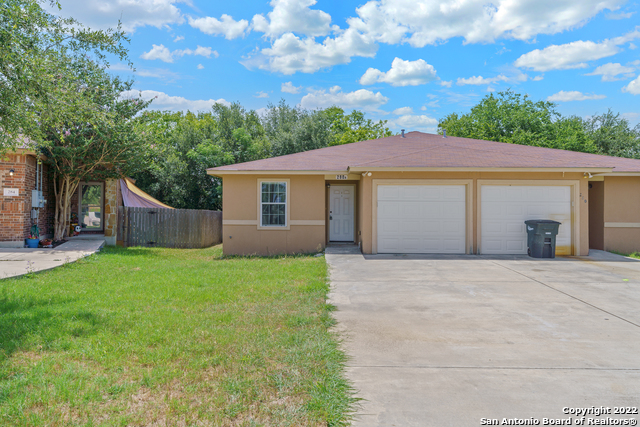 280 ROSALIE DR Property Photo 1