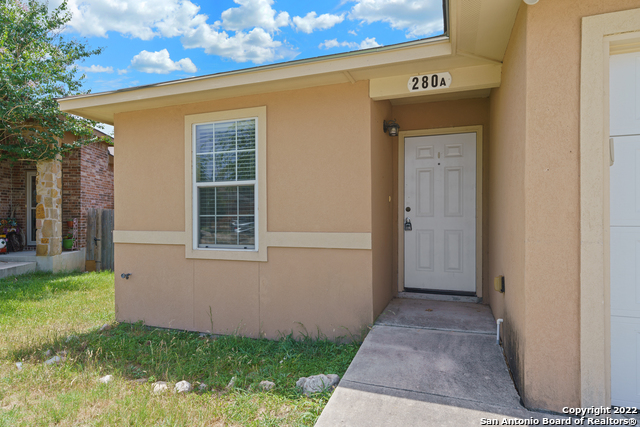 280 Rosalie Dr Property Photo 4