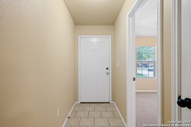 280 Rosalie Dr Property Photo 5