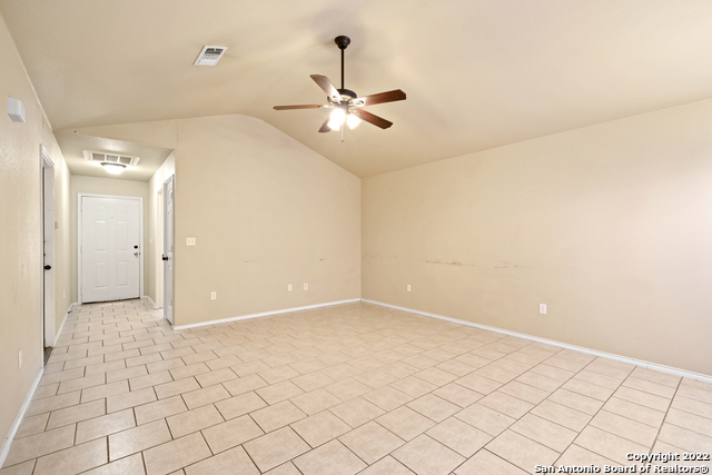 280 Rosalie Dr Property Photo 7