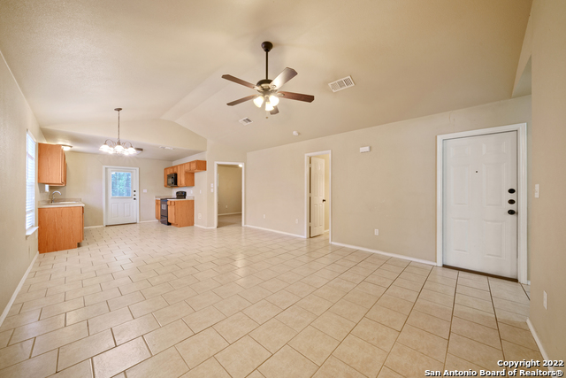 280 Rosalie Dr Property Photo 9