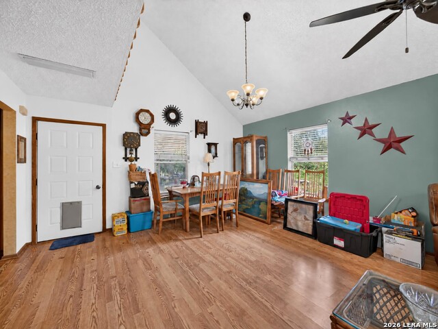 503 Hackberry St Property Photo 8