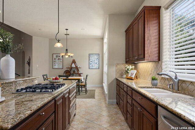 2214 Winding View Property Photo 13