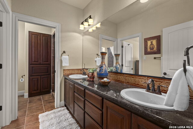 2214 Winding View Property Photo 34