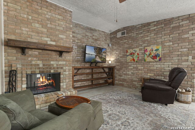 10814 OAK BANK ST Property Photo 1