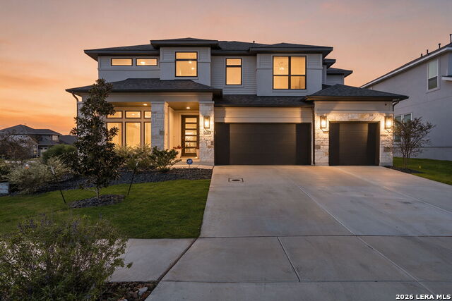 402 Fandango Property Photo 1