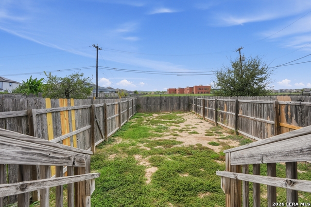 16825 Showdown Path Property Photo 14