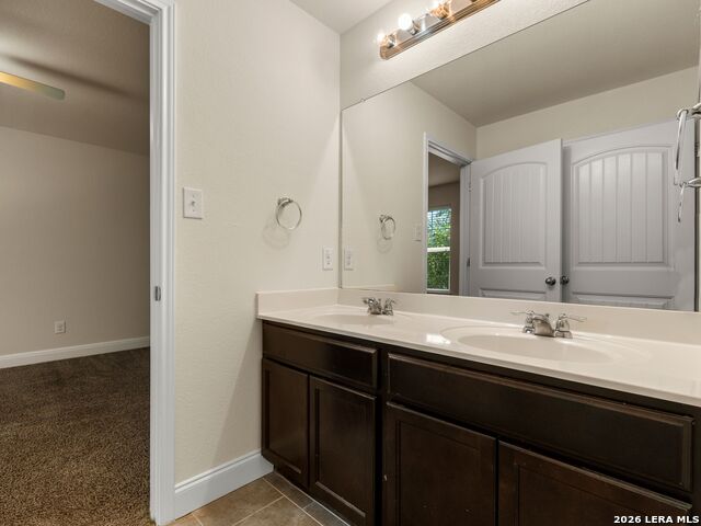 5611 Calaveras Way Property Photo 32