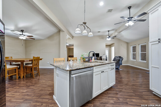 504 Arbor View Property Photo 7