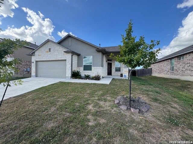 330 SINGING BRK Property Photo 1