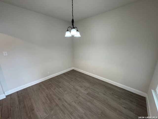 330 Singing Brk Property Photo 7
