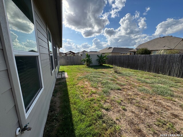 330 Singing Brk Property Photo 13