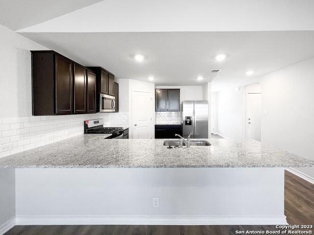 13611 Boothe Grove Property Photo 8