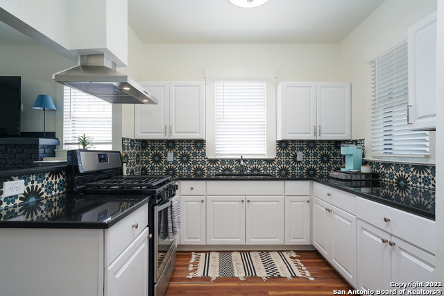 1125 Virginia Property Photo 7