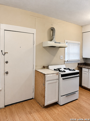 330 Barrett Property Photo 3