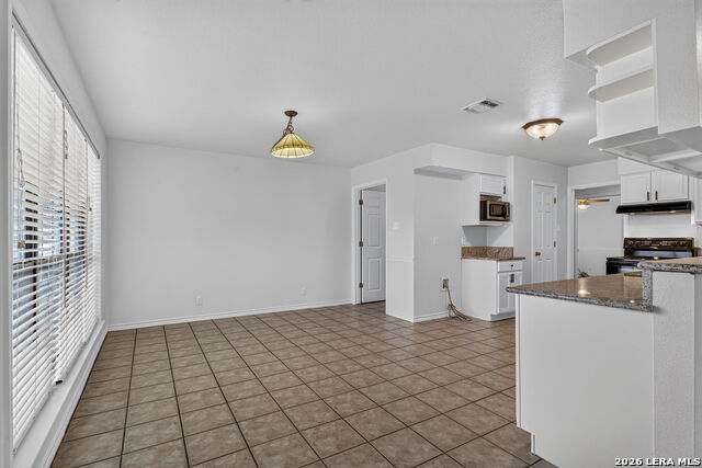 1704 Strait Ln Property Photo 11