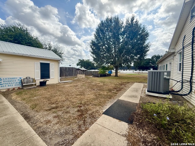 109 S Kathleen St Property Photo 14